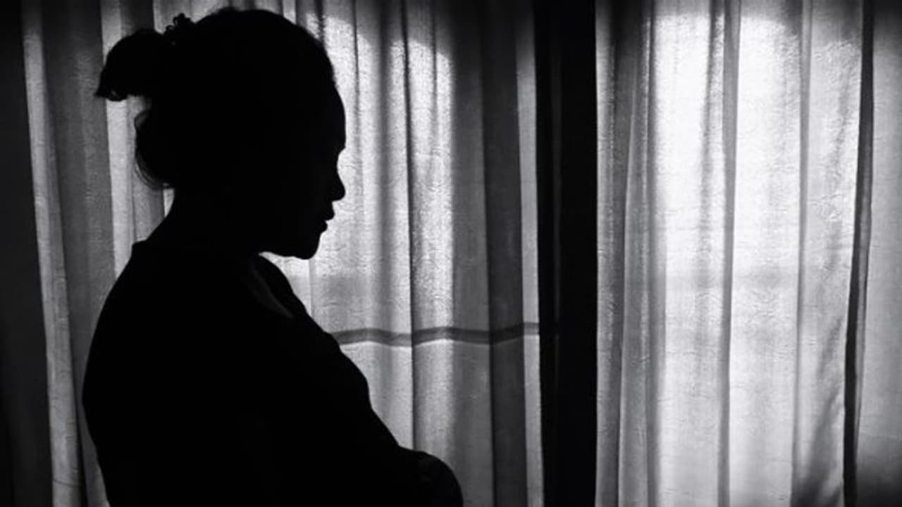 భలే ఎత్తు: పురుషుడి మర్మాంగాలు కోసేసిన మహిళ