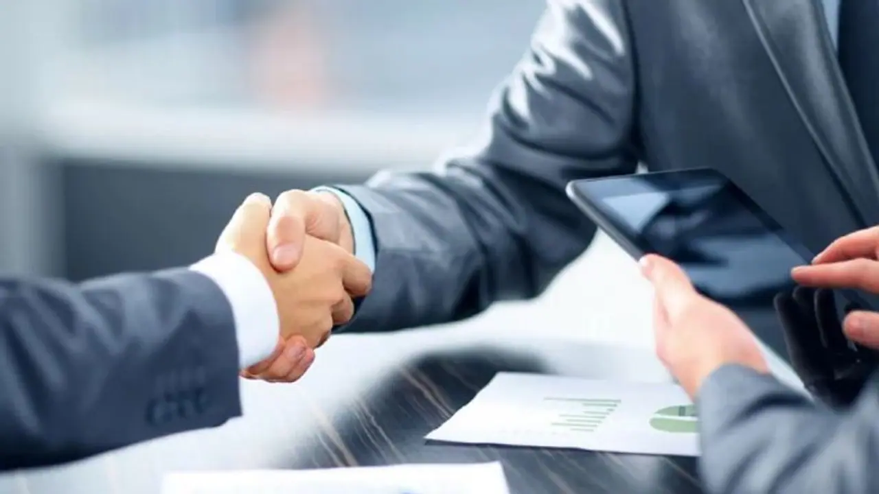 ಸಾಲ ಪಡೆಯುವಾಗ ಈ ವಿಷಯಗಳನ್ನು ಅಲಕ್ಷಿಸಿದರೆ ಋಣ ಮುಕ್ತರಾಗುವುದು ಕಷ್ಟ..!