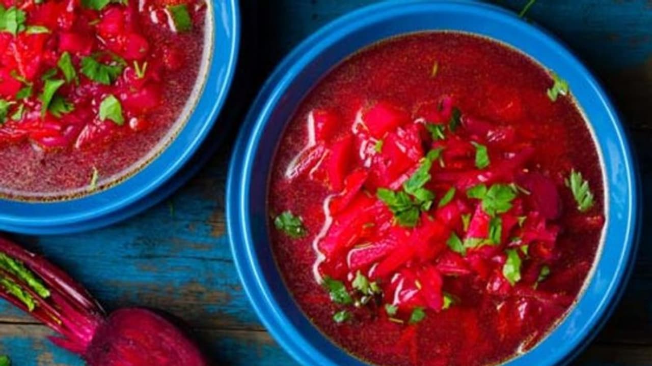 മഞ്ഞുകാലത്ത് മുടിയും ചർമ്മവും വരണ്ടുണങ്ങുന്നുവോ; ഈ പ്രശ്നം പരിഹരിക്കാം ഭക്ഷണത്തിലൂടെ... മഞ്ഞുകാലത്ത് മുടിയും ചർമ്മവും വരണ്ടുണങ്ങുന്നുവോ; ഈ പ്രശ്നം പരിഹരിക്കാം ഭക്ഷണത്തിലൂടെ...