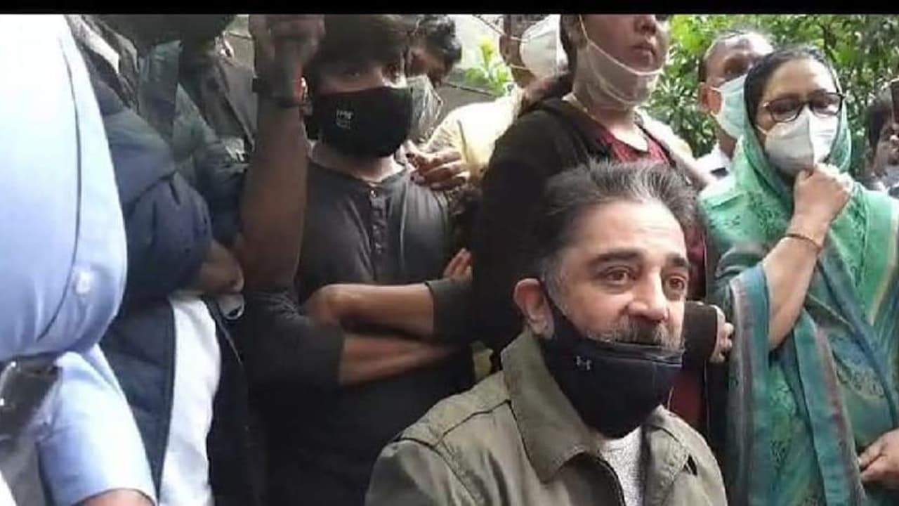 மீண்டும் அந்த நிலையை ஏற்படுத்தி விடாதீர்கள்... கமல்ஹாசனுக்கு ஜெயகாந்தனின் வாரிசுகள் கடிதம்..! மீண்டும் அந்த நிலையை ஏற்படுத்தி விடாதீர்கள்... கமல்ஹாசனுக்கு ஜெயகாந்தனின் வாரிசுகள் கடிதம்..!