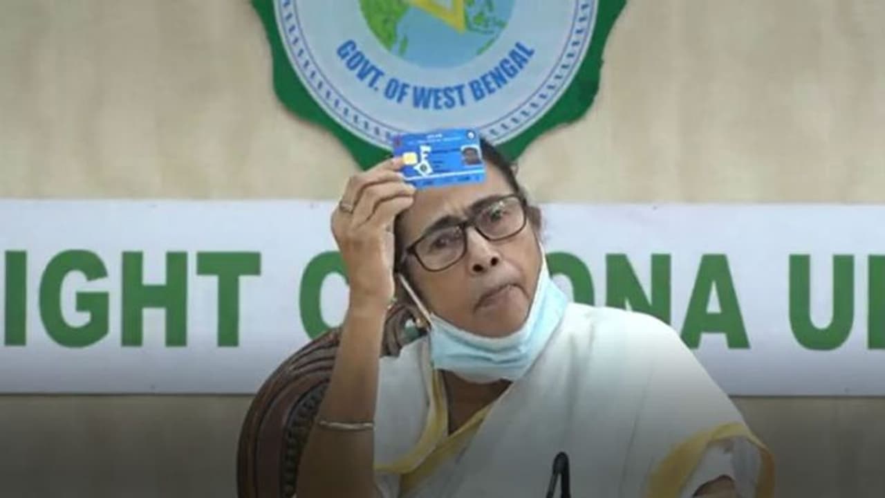 একুশের আগে বড় ঘোষণা মুখ্যমন্ত্রীর, স্বাস্থ্যসাথীর প্রকল্পের আওতায় পরিবারের সবাই