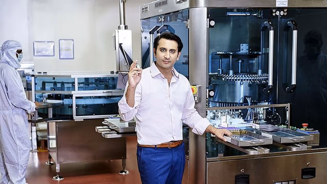 மத்திய அரசிடமிருந்து ரூபாய் 1732. 5 கோடி முன் பணம் பெற்றிருக்கிறோம்.. சீரம் நிறுவனத்தின் CEO தகவல். மத்திய அரசிடமிருந்து ரூபாய் 1732. 5 கோடி முன் பணம் பெற்றிருக்கிறோம்.. சீரம் நிறுவனத்தின் CEO தகவல்.