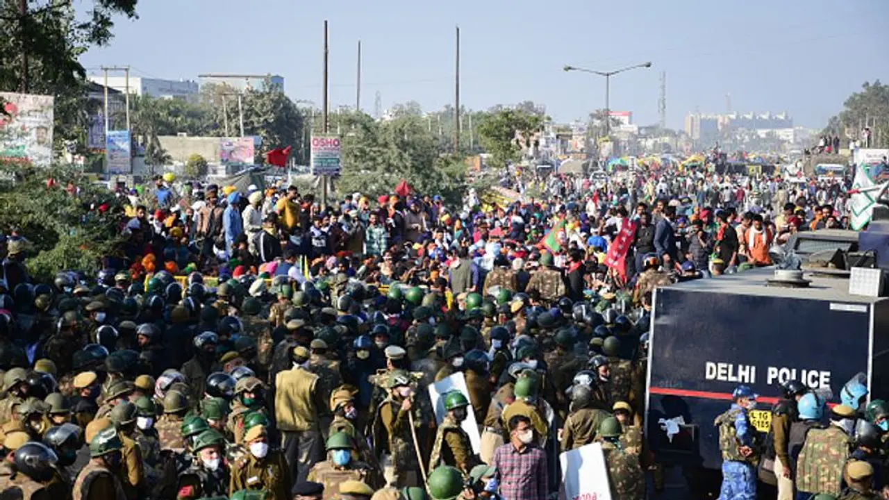 ‘Delhi Chalo’ protest: Farmers stay put at Delhi borders, refuse to hold talks with Amit Shah ‘Delhi Chalo’ protest: Farmers stay put at Delhi borders, refuse to hold talks with Amit Shah