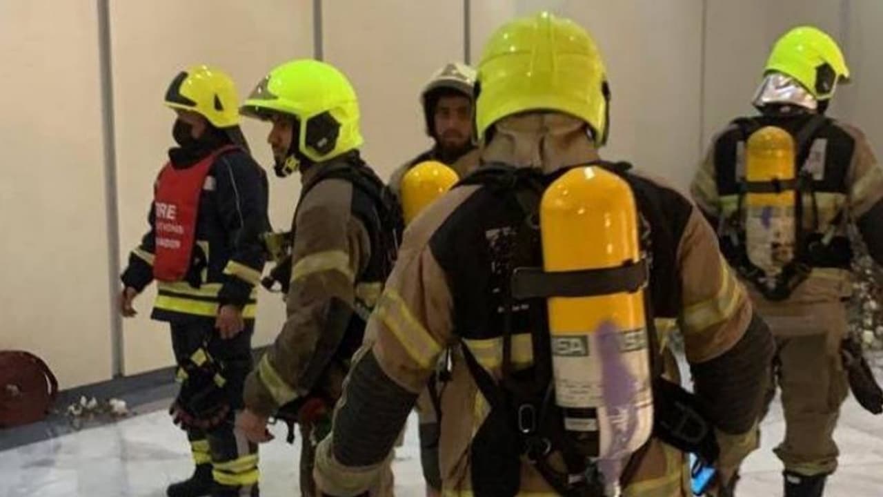 ദുബൈ മാളിലെ തീപ്പിടുത്തം മിനിറ്റുകള് കൊണ്ട് നിയന്ത്രണ വിധേയമാക്കിയെന്ന് അധികൃതര് ദുബൈ മാളിലെ തീപ്പിടുത്തം മിനിറ്റുകള് കൊണ്ട് നിയന്ത്രണ വിധേയമാക്കിയെന്ന് അധികൃതര്