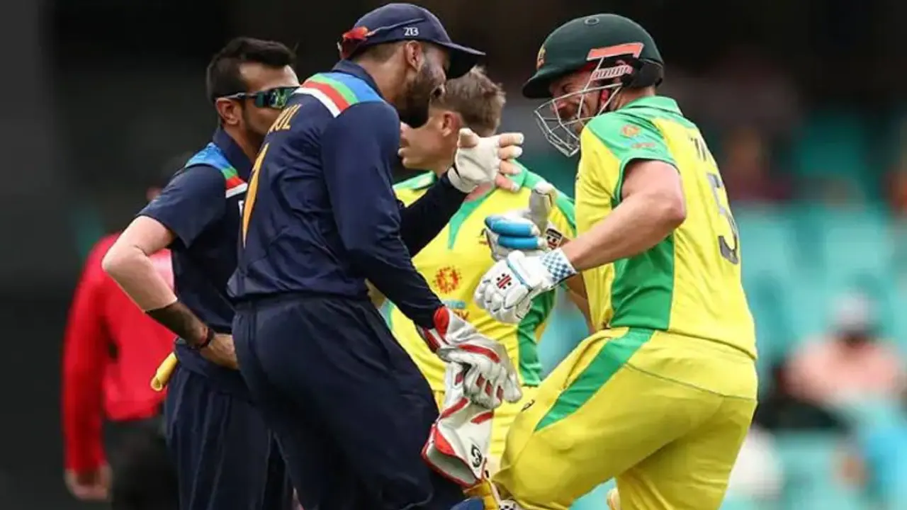 #AUSvsIND ஃபின்ச்சுடன் ஜாலியா விளையாடிய ராகுல்.. வைரல் வீடியோ #AUSvsIND ஃபின்ச்சுடன் ஜாலியா விளையாடிய ராகுல்.. வைரல் வீடியோ