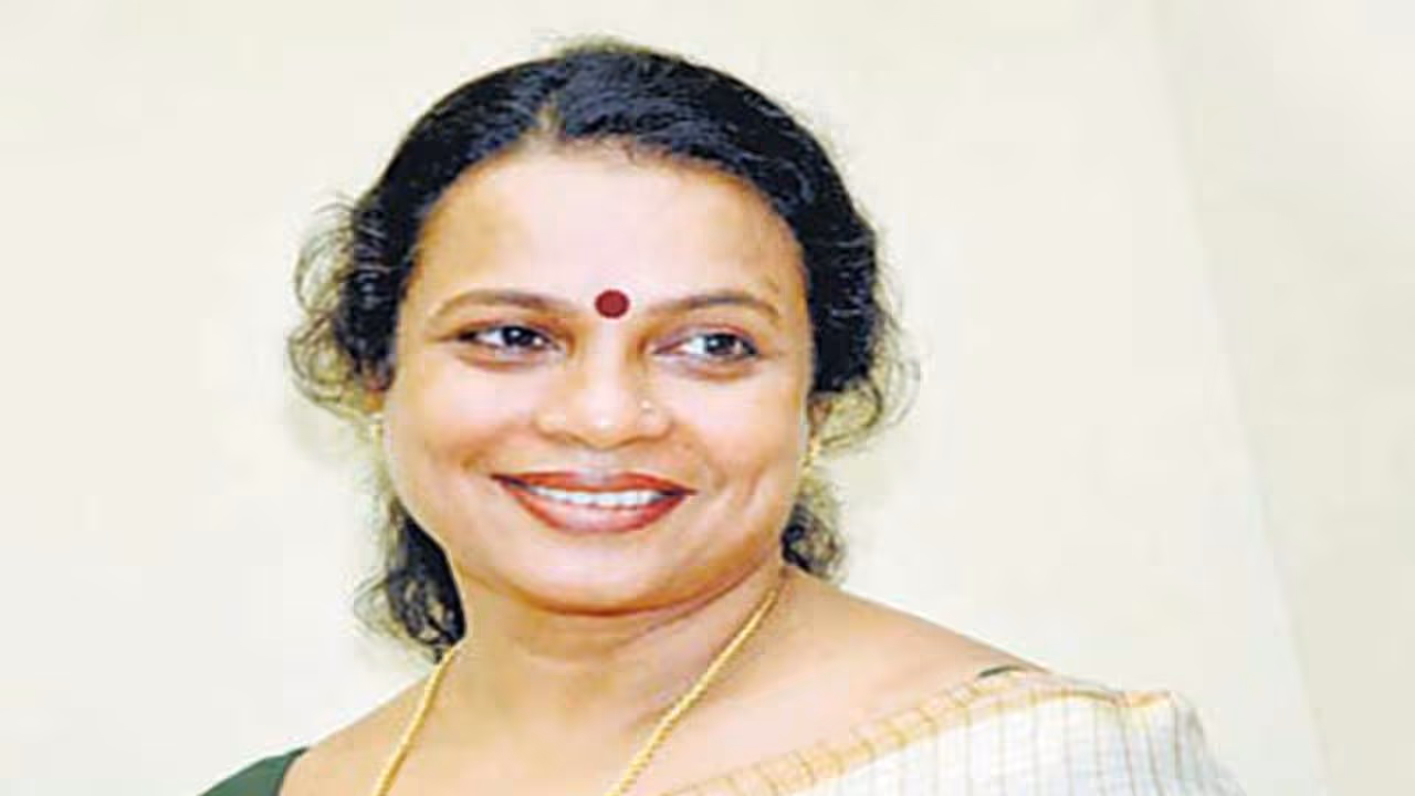 ಚೆಂದ ನೋಡಿ ಮರುಳಾಗಿ ಮದ್ವೆಯಾಗ್ಬಿಟ್ರಾ ಉಮಾಶ್ರೀ; ಯಾಕೆ ಎರಡು ತಿಂಗಳ ಬಸುರಿನ್ನ ಬಿಟ್ಟೋದ ಗಂಡ..?! ಚೆಂದ ನೋಡಿ ಮರುಳಾಗಿ ಮದ್ವೆಯಾಗ್ಬಿಟ್ರಾ ಉಮಾಶ್ರೀ; ಯಾಕೆ ಎರಡು ತಿಂಗಳ ಬಸುರಿನ್ನ ಬಿಟ್ಟೋದ ಗಂಡ..?!