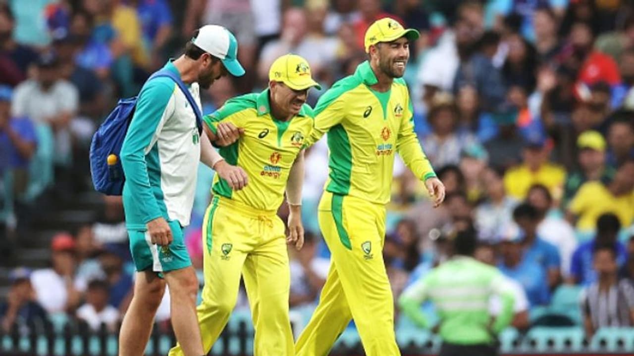 വാര്ണര് പുറത്ത്, ഓസീസിന് കനത്ത തിരിച്ചടി; പകരക്കാരനെ പ്രഖ്യാപിച്ചു വാര്ണര് പുറത്ത്, ഓസീസിന് കനത്ത തിരിച്ചടി; പകരക്കാരനെ പ്രഖ്യാപിച്ചു