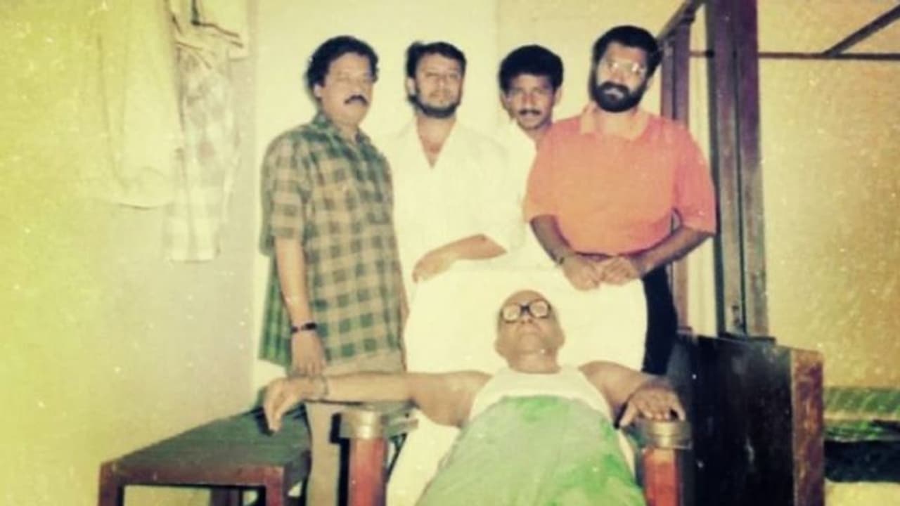 ഇഎംഎസിനൊപ്പം..; ഓർമ്മ ചിത്രവുമായി ലാൽ ജോസ് ഇഎംഎസിനൊപ്പം..; ഓർമ്മ ചിത്രവുമായി ലാൽ ജോസ്