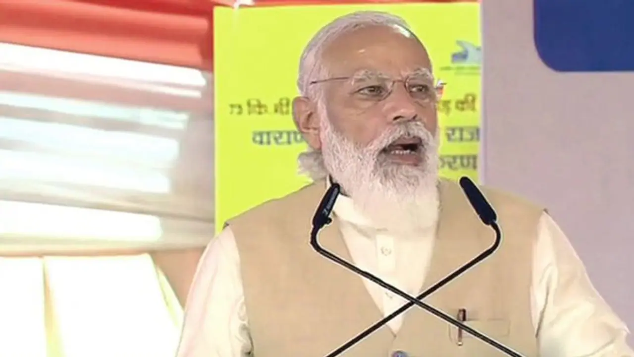 देव दीपावली पर किसान आंदोलन का साया, संबोधन में 26 मिनट केवल किसानों पर बोले पीएम मोदी देव दीपावली पर किसान आंदोलन का साया, संबोधन में 26 मिनट केवल किसानों पर बोले पीएम मोदी