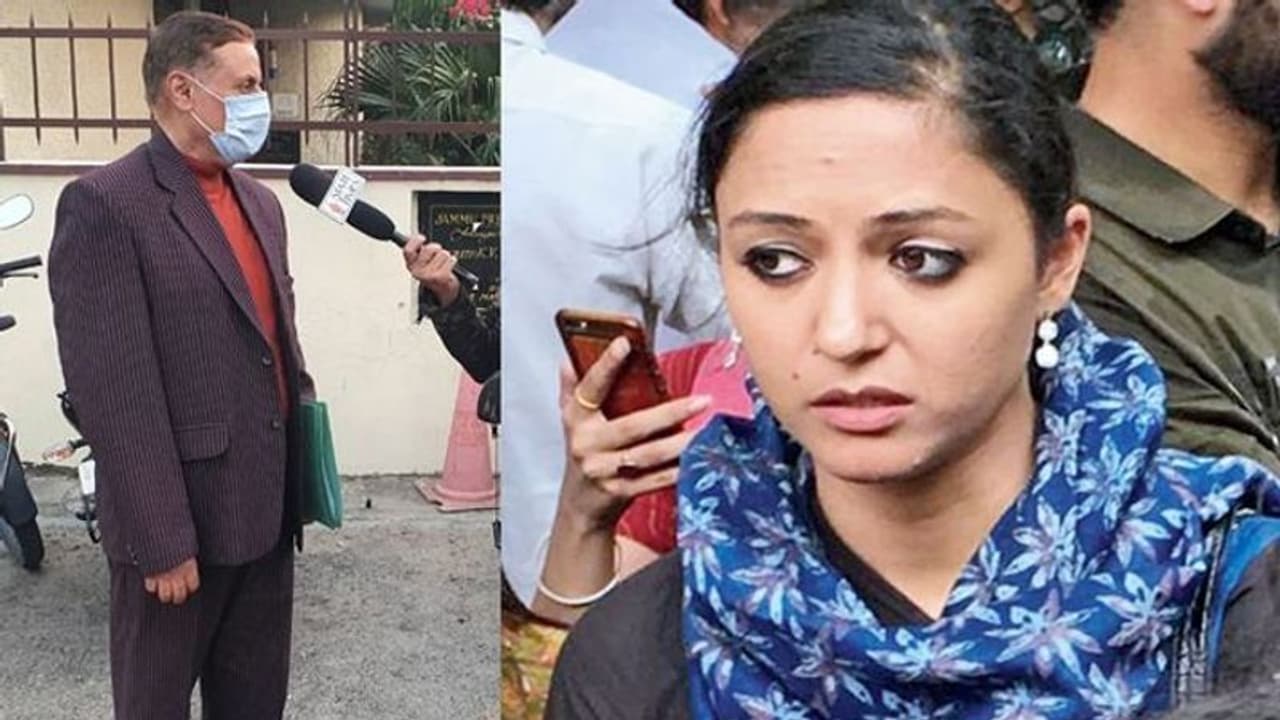 হত্যার হুমকি দিচ্ছে মেয়ে, জেনএনইউ র ছাত্রনেত্রীর বিরুদ্ধে কঠোর অভিযোগ আনলেন বাবা