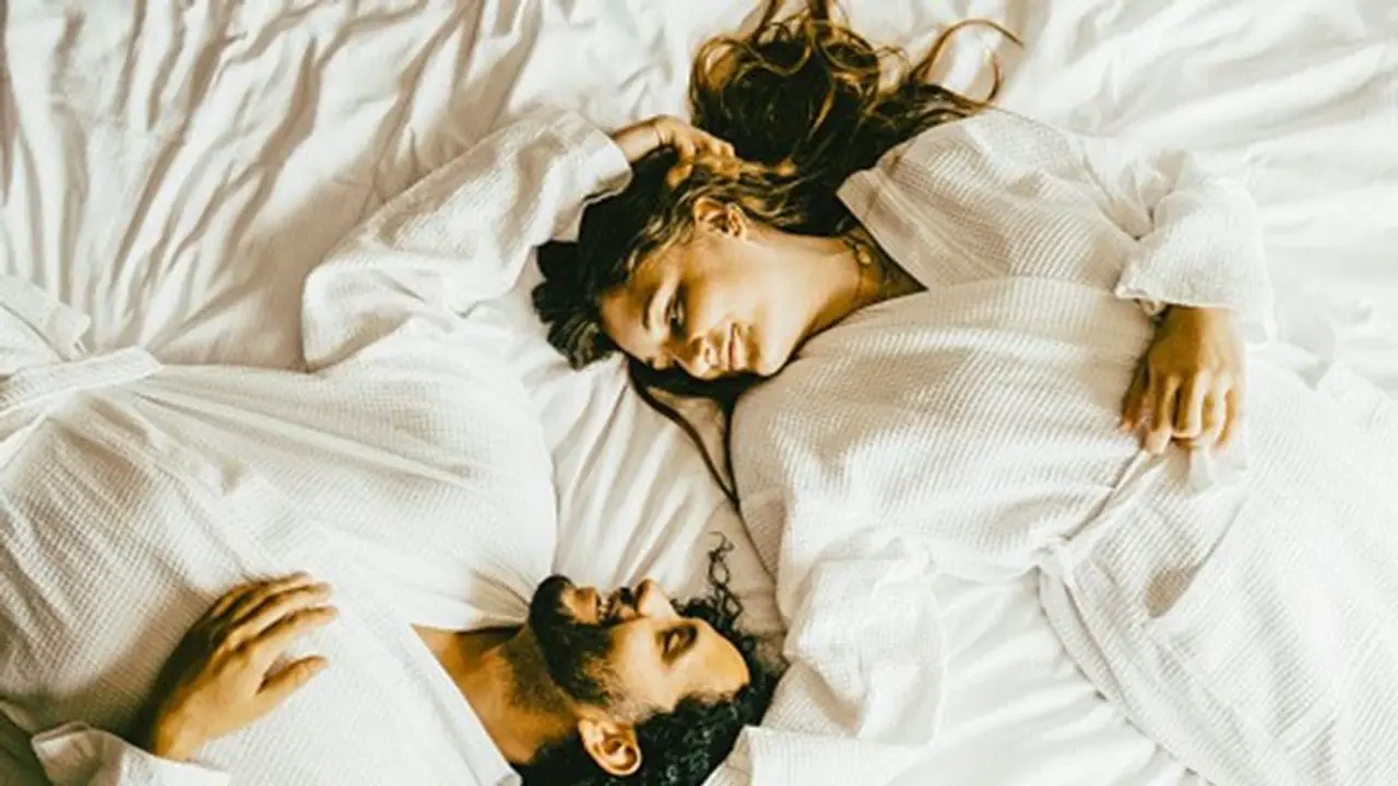 ভায়াগ্রা নয়, সঙ্গমের সময় এই ছোট্ট জিনিসেই পাবেন চরম যৌনসুখ,বিছানায় রাজ করতে চাইলে ট্রাই করুন ভায়াগ্রা নয়, সঙ্গমের সময় এই ছোট্ট জিনিসেই পাবেন চরম যৌনসুখ,বিছানায় রাজ করতে চাইলে ট্রাই করুন