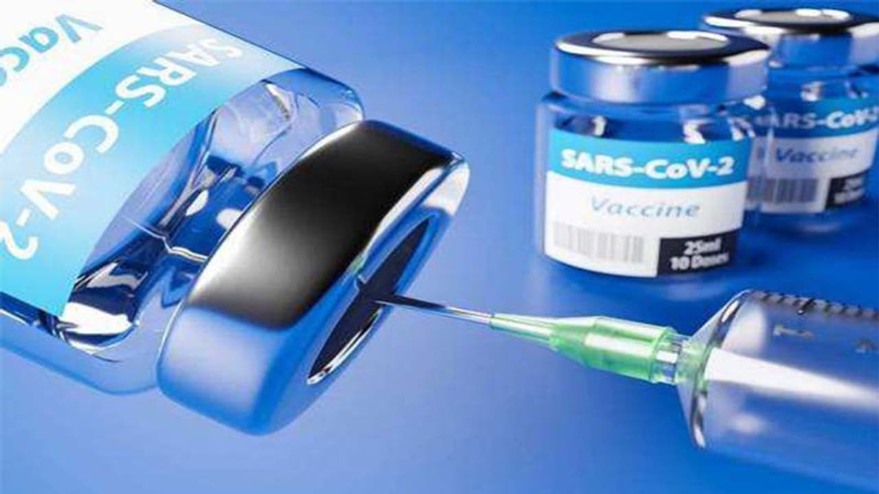 दुनिया की 7 अरब आबादी तक कोरोना वैक्सीन पहुंचाना बड़ी चुनौती, 8 हजार जम्बो जेट्स 2 साल में पूरा कर पाएंगे मिशन दुनिया की 7 अरब आबादी तक कोरोना वैक्सीन पहुंचाना बड़ी चुनौती, 8 हजार जम्बो जेट्स 2 साल में पूरा कर पाएंगे मिशन