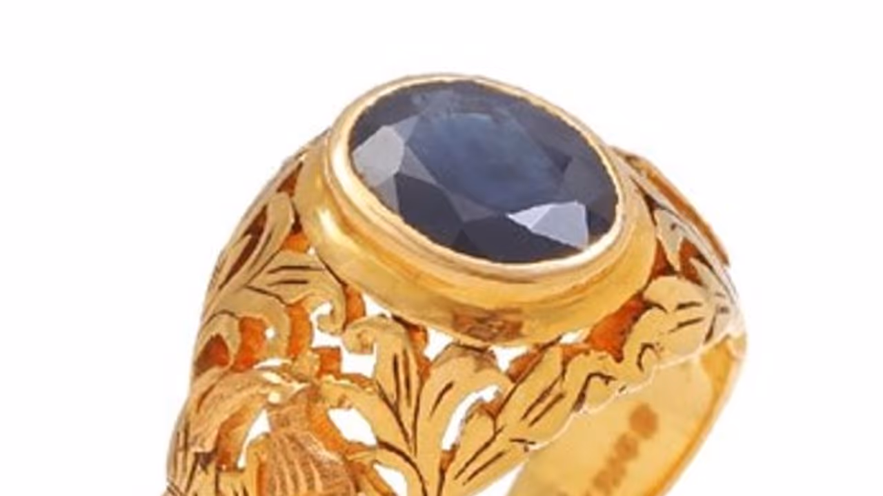 Check out these trendiest top 5 jewellery styles this winter Check out these trendiest top 5 jewellery styles this winter