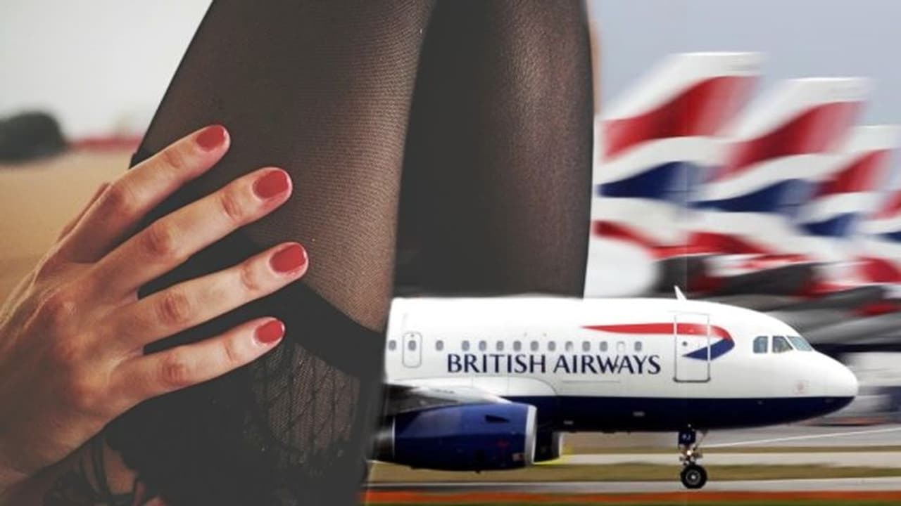 উড়ানেই চলছে খোলামেলা দেহ ব্যবসা, নগ্ন পায়ের ছবি পোস্ট করে লোভ দেখান বিমানসেবিকা