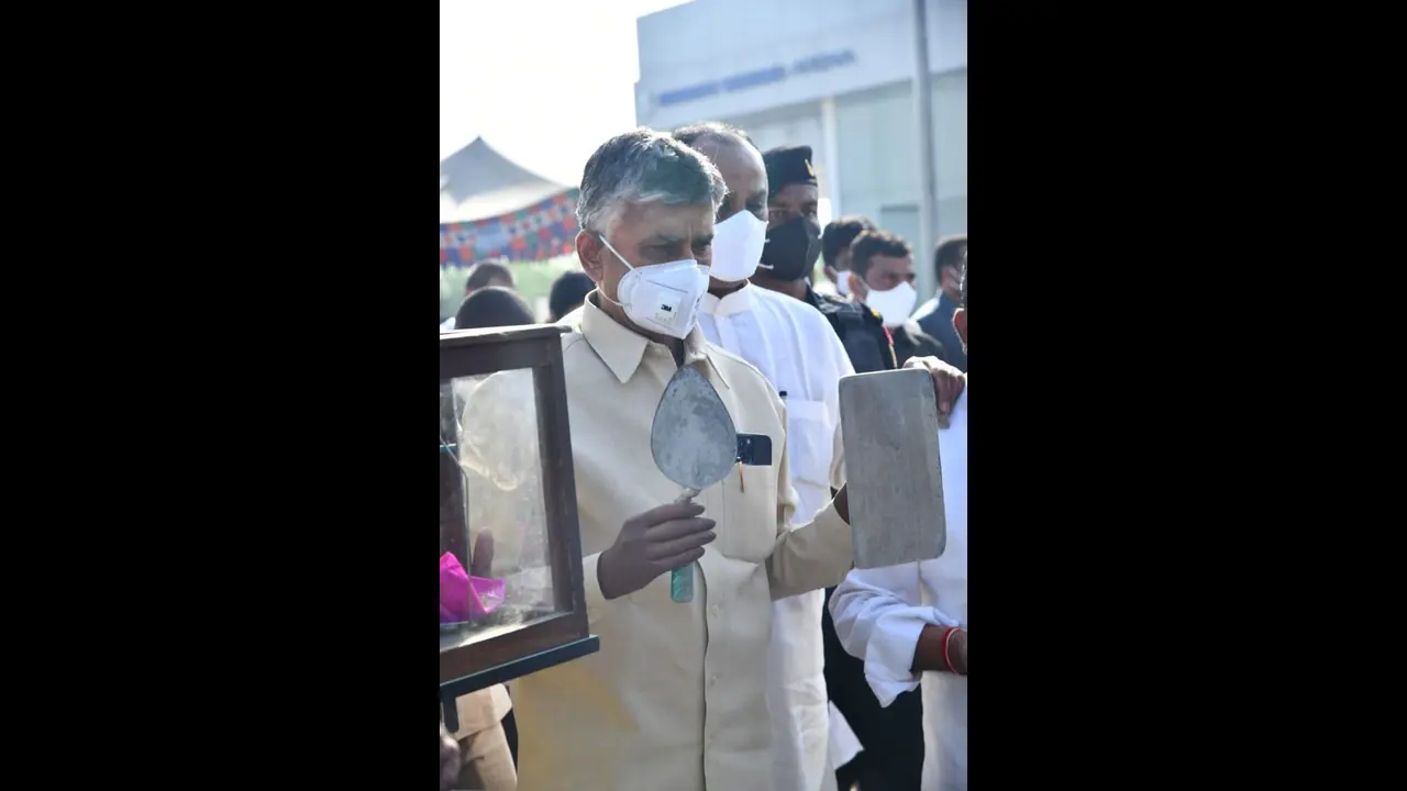 డీజీపీ ప్రకటన: టీడీపీ కార్యకర్తలకు చంద్రబాబు అదిరిపోయే సూచన డీజీపీ ప్రకటన: టీడీపీ కార్యకర్తలకు చంద్రబాబు అదిరిపోయే సూచన