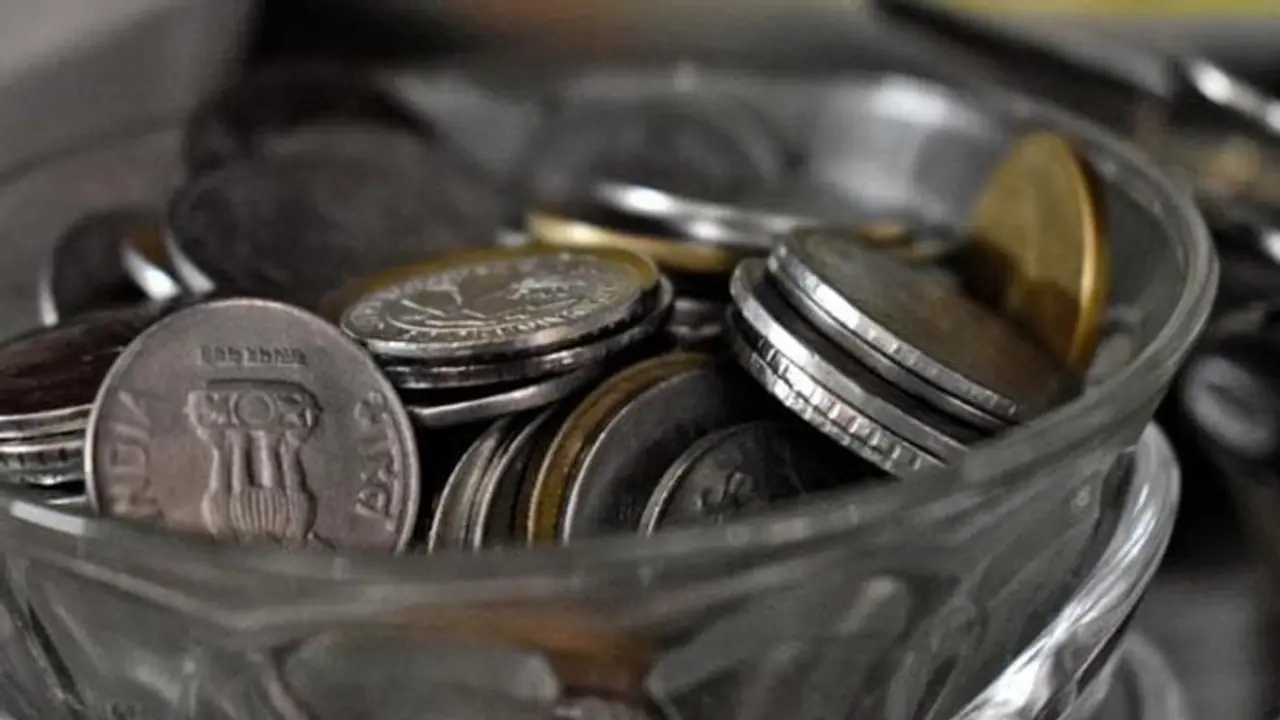 Astro Tips: আপনার কাছে কি এই কয়েনগুলি আছে, তবে আপনার ভাগ্য ফিরতে বাধ্য Astro Tips: আপনার কাছে কি এই কয়েনগুলি আছে, তবে আপনার ভাগ্য ফিরতে বাধ্য