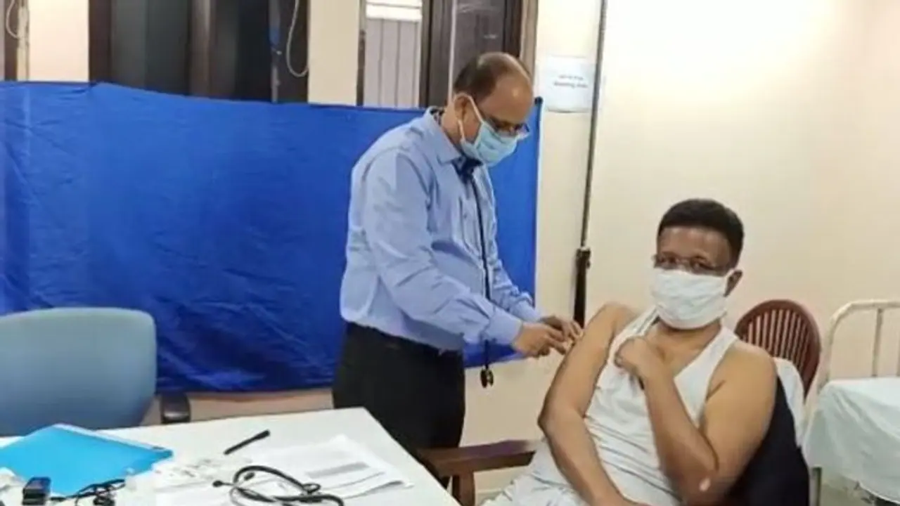 Firhad Hakim administers trial dose of ‘Covaxin’ in Kolkata
