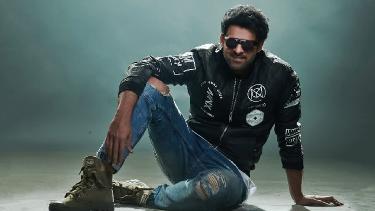 1000 കോടി ബജറ്റില് മൂന്ന് സിനിമകള്! പ്രഭാസിന് ആകെ ലഭിക്കുന്ന പ്രതിഫലം 1000 കോടി ബജറ്റില് മൂന്ന് സിനിമകള്! പ്രഭാസിന് ആകെ ലഭിക്കുന്ന പ്രതിഫലം