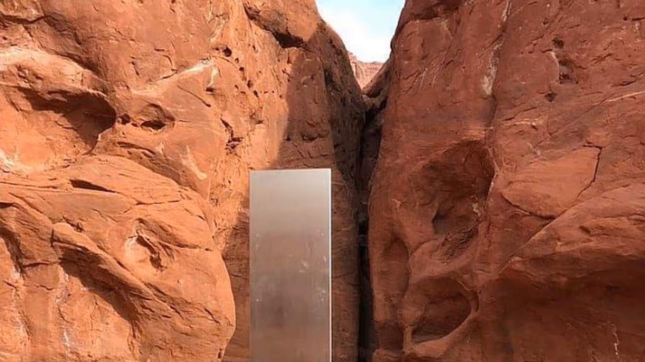 <p>The metal monolith's appearance in the desert, discovered last Wednesday by public safety workers while scouring the red rock region by helicopter, sparked off a frenzy with people eager to catch a glimpse of the nearly 12 feet tall structure.</p>
