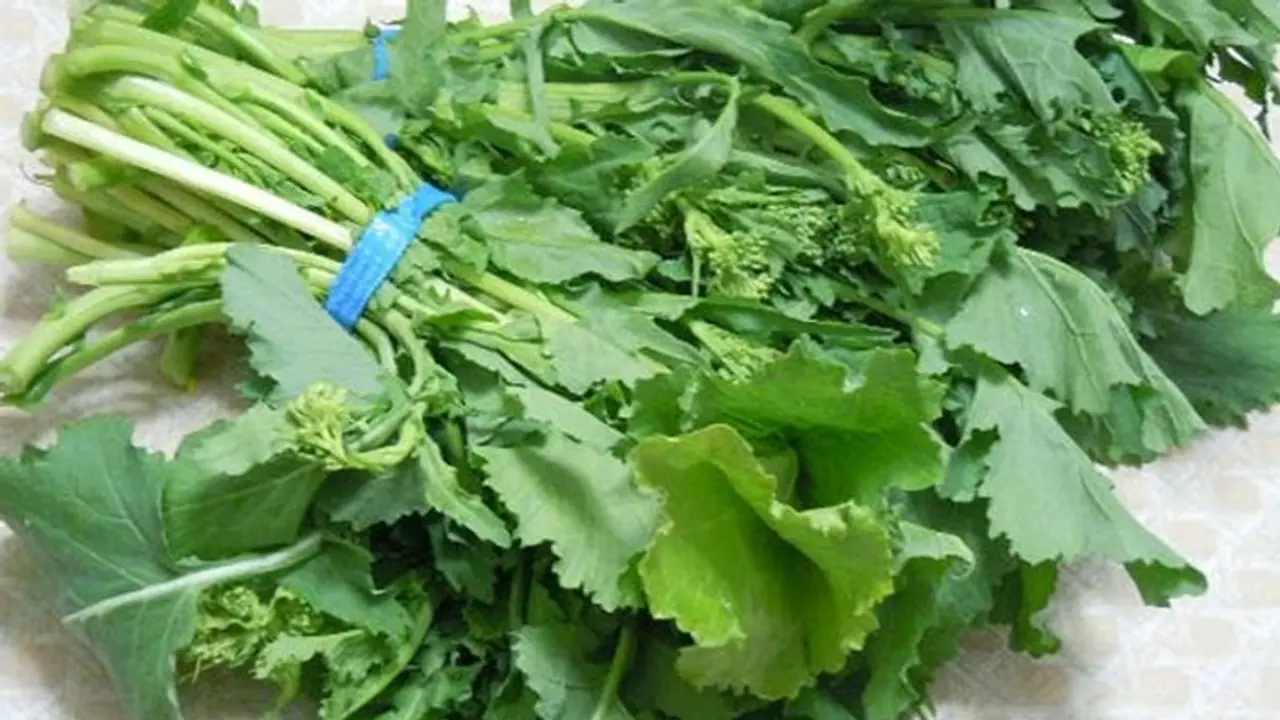 Turning pandemic adversity into opportunity: School driver turns vegetable seller Turning pandemic adversity into opportunity: School driver turns vegetable seller