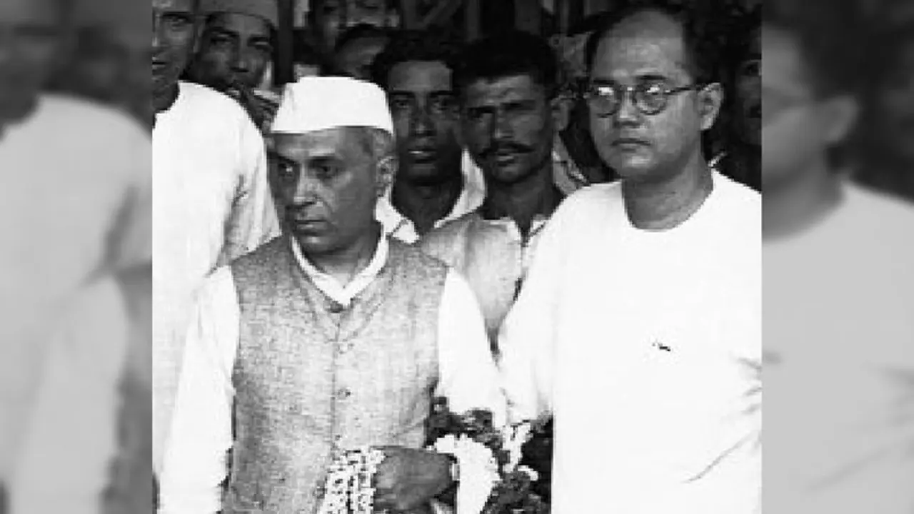 নেতাজির অন্তর্ধান নিয়ে অনেক কিছুই জানতেন নেহেরু, চাঞ্চল্যকর দাবি তলোয়ার এর বইয়ে নেতাজির অন্তর্ধান নিয়ে অনেক কিছুই জানতেন নেহেরু, চাঞ্চল্যকর দাবি তলোয়ার এর বইয়ে