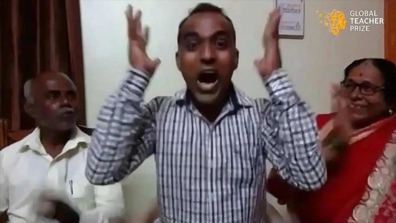 After winning $1mn Global Teacher Prize, Ranjitsinh Disale shares half with other finalists After winning $1mn Global Teacher Prize, Ranjitsinh Disale shares half with other finalists