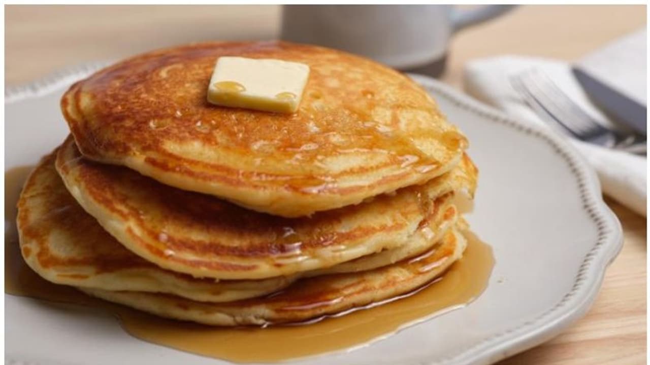 ഇതാ ഒരു കിടിലൻ പാന്‍ കേക്ക്, തയ്യാറാക്കുന്ന വിധം