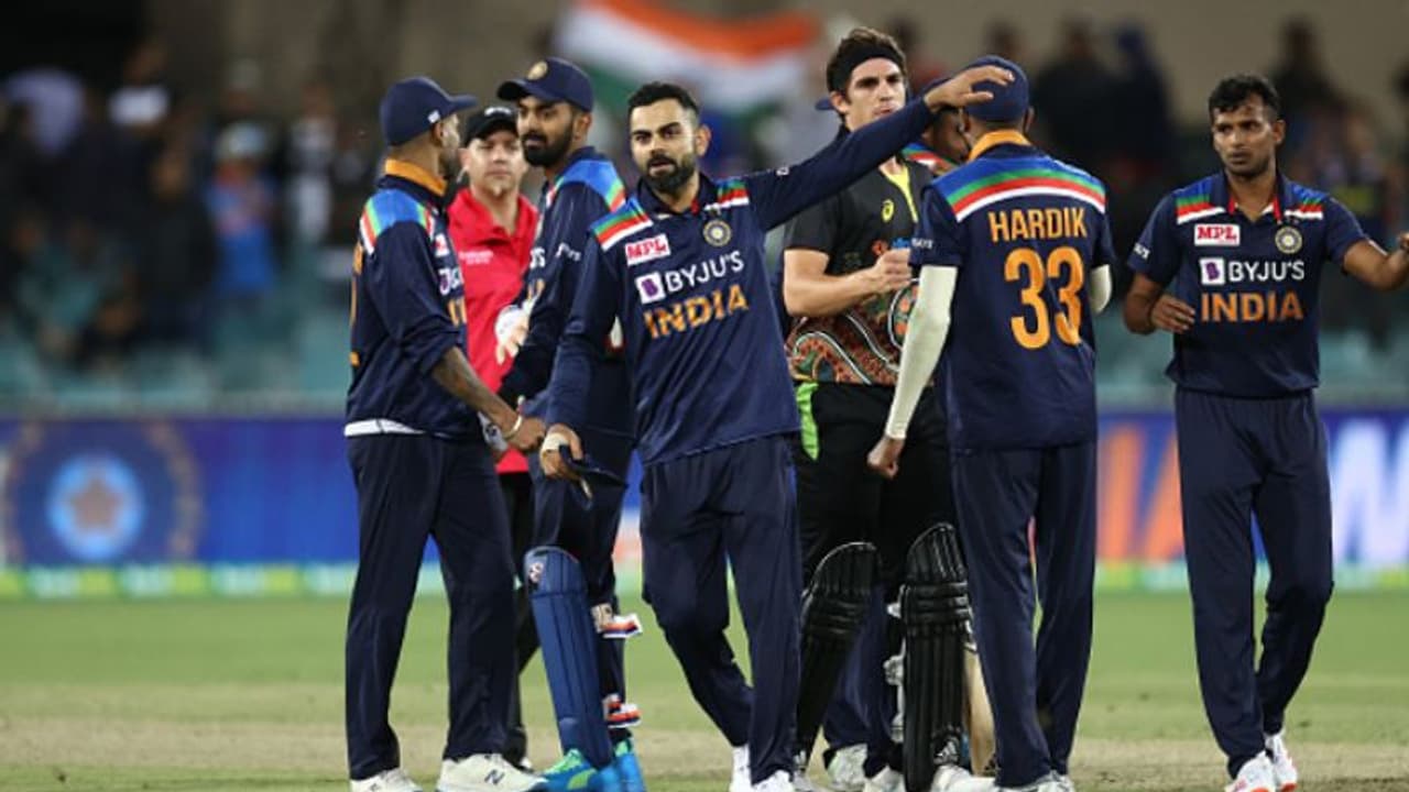 ব্যাটে বলে দুরন্ত পারফরমেন্স, প্রথম টি২০ ম্য়াচে ১১ রানে অস্ট্রেলিয়াকে হারাল টিম ইন্ডিয়া ব্যাটে বলে দুরন্ত পারফরমেন্স, প্রথম টি২০ ম্য়াচে ১১ রানে অস্ট্রেলিয়াকে হারাল টিম ইন্ডিয়া