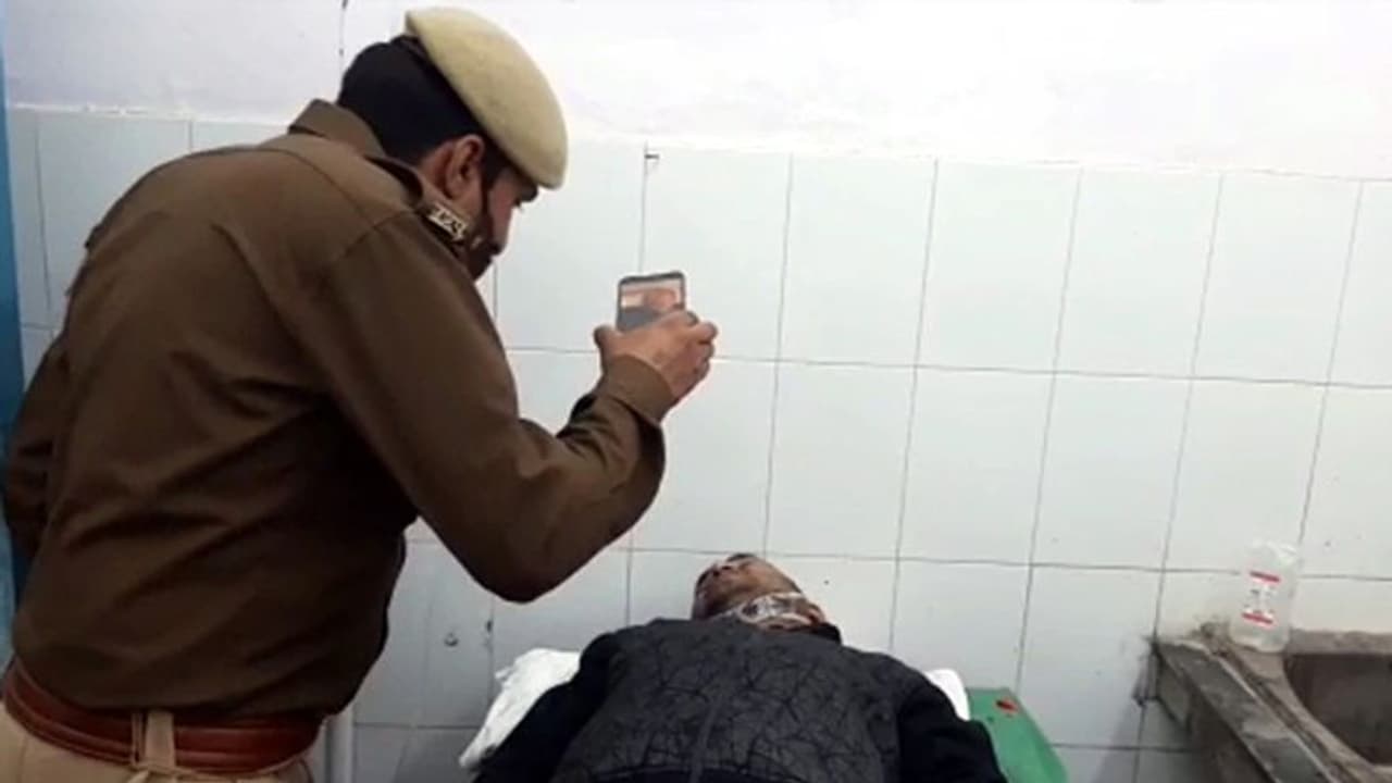 ಮದುವೆಗೆ 3 ದಿನ ಇದ್ದಾಗ ಯುವಕನ ಮರ್ಮಾಂಗಕ್ಕೆ ಕತ್ತರಿ, ಎಂಥಾ ಫ್ರೆಂಡ್ಸ್!