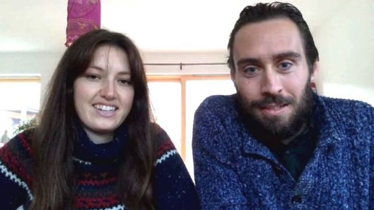 അതുവരെ കണ്ടിട്ടില്ലാത്ത വിദൂരദ്വീപില് പെട്ടെന്നൊരുനാൾ ജീവിക്കാൻ ചെന്നാലെങ്ങനെയിരിക്കും? ഈ ദമ്പതികൾ പറയുന്നു അതുവരെ കണ്ടിട്ടില്ലാത്ത വിദൂരദ്വീപില് പെട്ടെന്നൊരുനാൾ ജീവിക്കാൻ ചെന്നാലെങ്ങനെയിരിക്കും? ഈ ദമ്പതികൾ പറയുന്നു