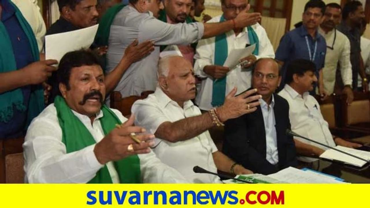 'ಬಿ.ಸಿ.ಪಾಟೀಲ ರಣಹೇಡಿ ಮಂತ್ರಿ, ಬಿಎಸ್ವೈ ಹೊಣಗೇಡಿ ಮುಖ್ಯಮಂತ್ರಿ'