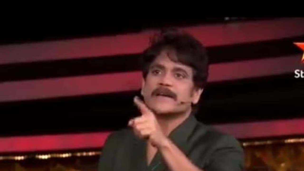 నిజంగా మోనాల్ అవినాష్ ని కాలితో తన్నిందా... నాగార్జున పంచాయితీలో శిక్ష ఎవరికీ? నిజంగా మోనాల్ అవినాష్ ని కాలితో తన్నిందా... నాగార్జున పంచాయితీలో శిక్ష ఎవరికీ?