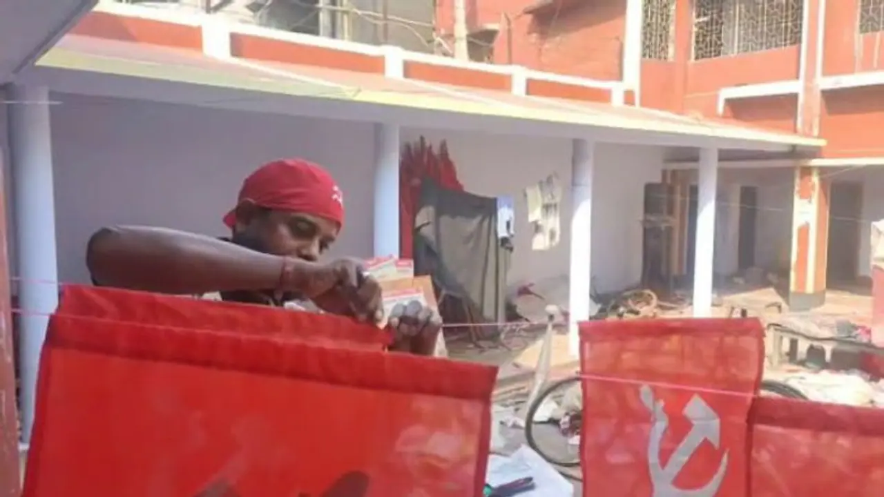 বেনাচাপড়া কঙ্কালকাণ্ডের ৯ বছর পার,ঘরে ফিরছেন সিপিএম নেতা সুশান্ত ঘোষ বেনাচাপড়া কঙ্কালকাণ্ডের ৯ বছর পার,ঘরে ফিরছেন সিপিএম নেতা সুশান্ত ঘোষ