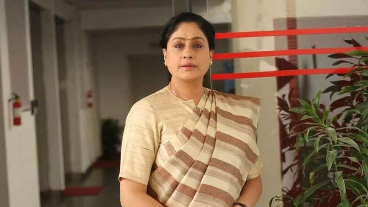 గుర్తుంచుకో కేసీఆర్...ఈ విద్యార్థులే నిన్ను కాలగర్భంలో కలపడం ఖాయం: విజయశాంతి హెచ్చరిక గుర్తుంచుకో కేసీఆర్...ఈ విద్యార్థులే నిన్ను కాలగర్భంలో కలపడం ఖాయం: విజయశాంతి హెచ్చరిక