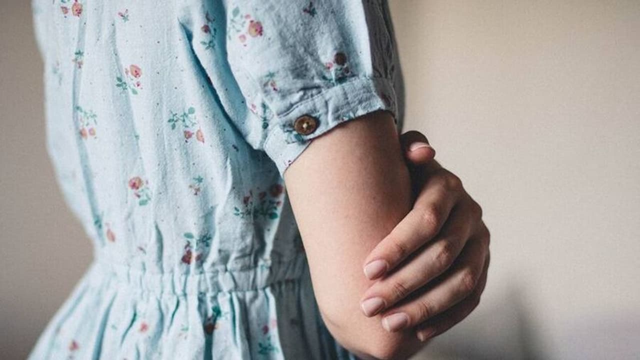 ಮಕ್ಕಳಾಗುತ್ತಿಲ್ಲ ಪರಿಹಾರ ಕೊಡಿ ಎಂದು ಬಂದವಳ ಮಂಚಕ್ಕೆ ಕರೆದ ಮಾಟಗಾರ! ಮಕ್ಕಳಾಗುತ್ತಿಲ್ಲ ಪರಿಹಾರ ಕೊಡಿ ಎಂದು ಬಂದವಳ ಮಂಚಕ್ಕೆ ಕರೆದ ಮಾಟಗಾರ!