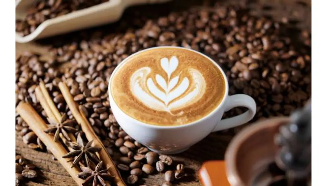 'കാപ്പിക്ക് ചൂടേറുന്നു'; 12 വർഷത്തിനിടയിലെ ഏറ്റവും ഉയർന്ന വില 'കാപ്പിക്ക് ചൂടേറുന്നു'; 12 വർഷത്തിനിടയിലെ ഏറ്റവും ഉയർന്ന വില