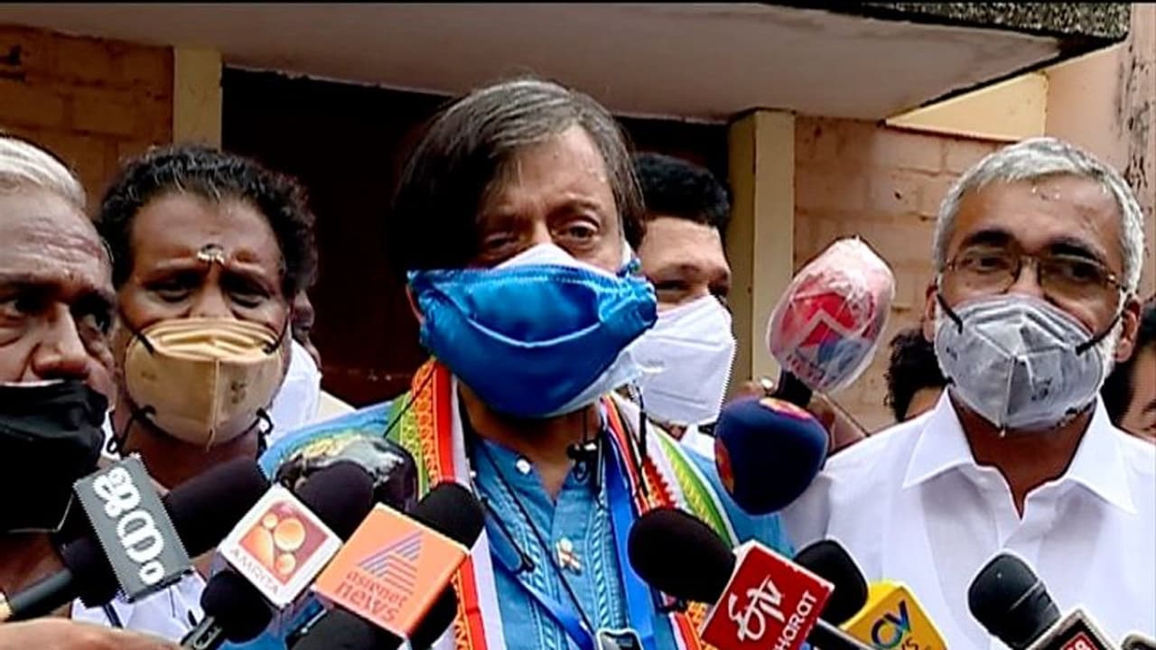 ഭരണവിരുദ്ധ വികാരം; തിരുവനന്തപുരത്ത് അടക്കം യുഡിഎഫ് അനുകൂല തരംഗമെന്ന് തരൂർ ഭരണവിരുദ്ധ വികാരം; തിരുവനന്തപുരത്ത് അടക്കം യുഡിഎഫ് അനുകൂല തരംഗമെന്ന് തരൂർ