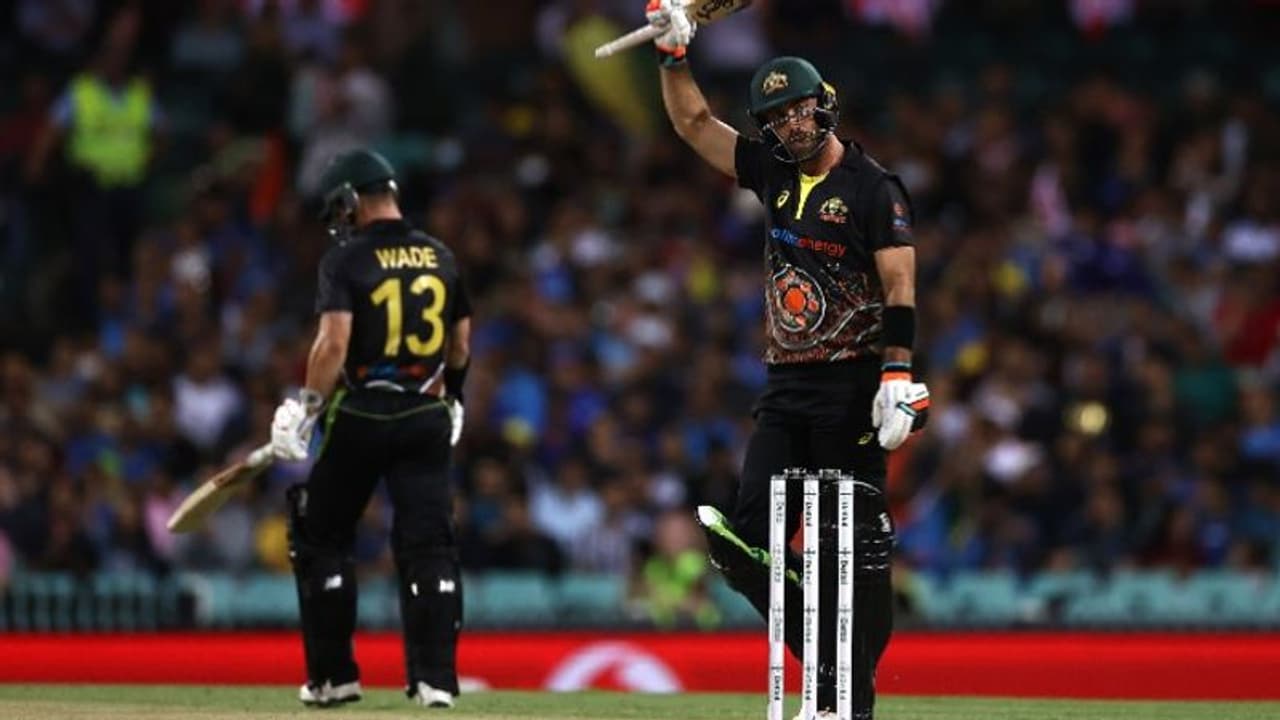 അടിച്ചുതകര്ത്ത് വെയ്ഡ് മാക്സ്വെല് സഖ്യം; ഓസീസിനെതിരെ ഇന്ത്യക്ക് 187 റണ്സ് വിജയലക്ഷ്യം അടിച്ചുതകര്ത്ത് വെയ്ഡ് മാക്സ്വെല് സഖ്യം; ഓസീസിനെതിരെ ഇന്ത്യക്ക് 187 റണ്സ് വിജയലക്ഷ്യം