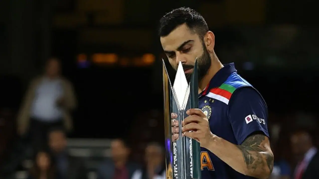 ചരിത്രത്തിലെ രണ്ടാമത്തെ മാത്രം നായകന്! ഓസ്ട്രേലിയയില് വിസ്മയ നേട്ടത്തില് കോലി ചരിത്രത്തിലെ രണ്ടാമത്തെ മാത്രം നായകന്! ഓസ്ട്രേലിയയില് വിസ്മയ നേട്ടത്തില് കോലി