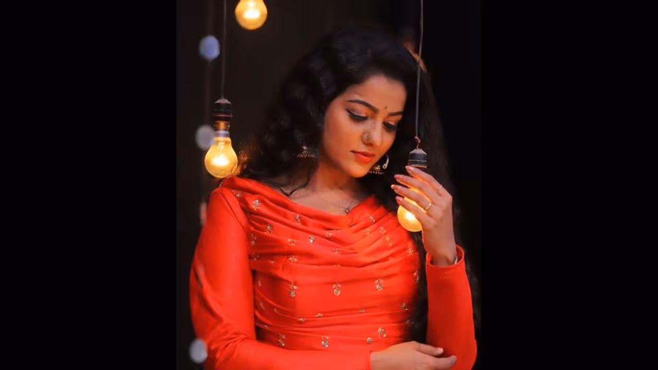 আবারও রহস্য মৃত্যু জনপ্রিয় অভিনেত্রী, হোটেলের বন্ধ ঘর থেকে উদ্ধার মৃতদেহ, কারণ ঘিরে ধোঁয়াশা আবারও রহস্য মৃত্যু জনপ্রিয় অভিনেত্রী, হোটেলের বন্ধ ঘর থেকে উদ্ধার মৃতদেহ, কারণ ঘিরে ধোঁয়াশা