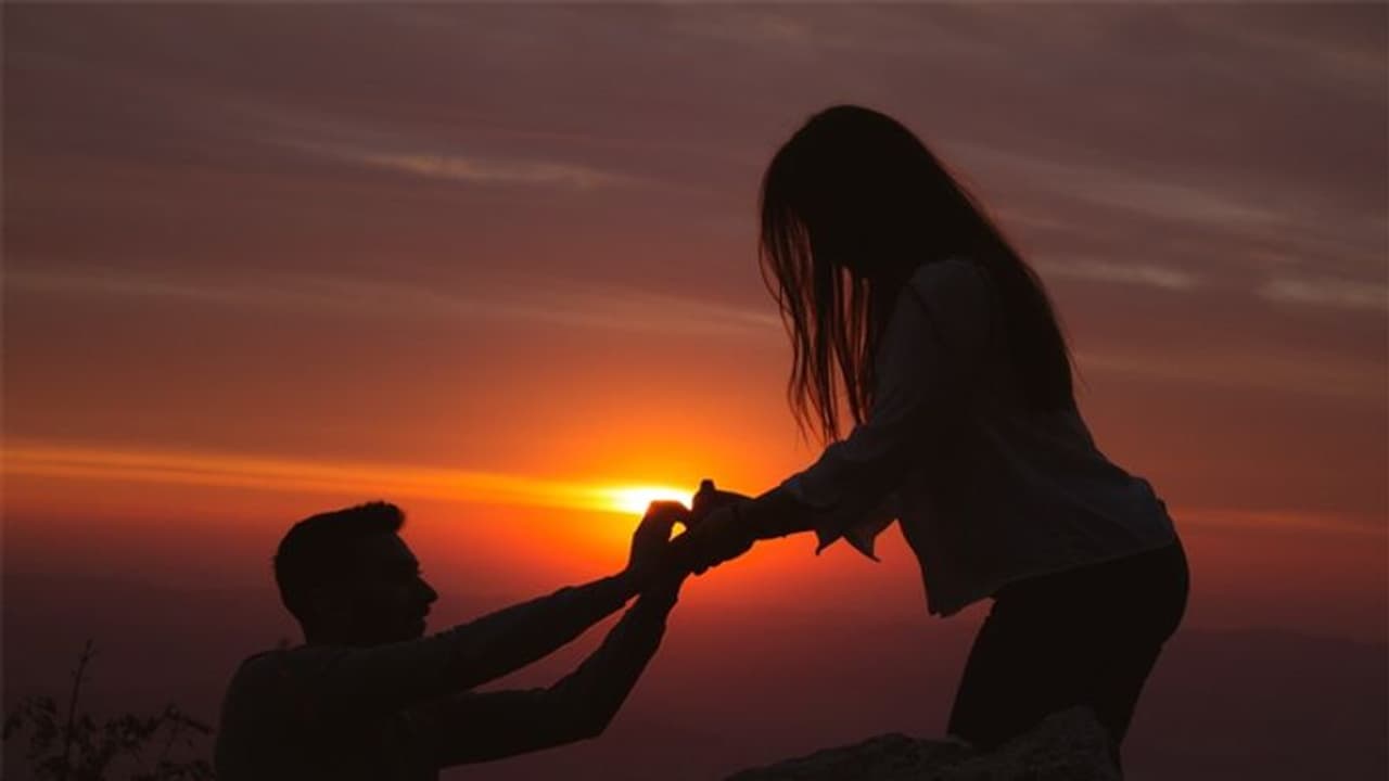 సినిమాటిక్ స్టోరీ... వివాహితపై కన్ను.. ఒప్పుకోలేదని..! సినిమాటిక్ స్టోరీ... వివాహితపై కన్ను.. ఒప్పుకోలేదని..!