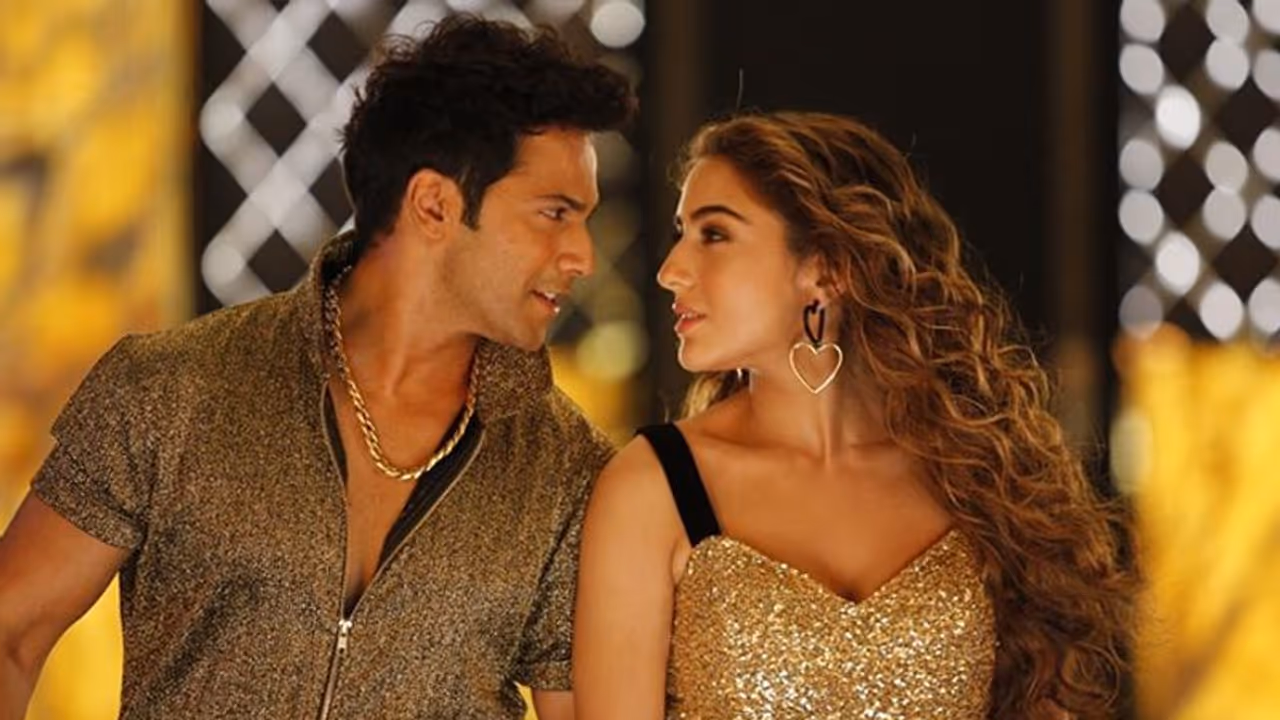 'Husnn Hai Suhana' new song is out: Fans can't stop admiring Sara Ali Khan's electrifying dance moves 'Husnn Hai Suhana' new song is out: Fans can't stop admiring Sara Ali Khan's electrifying dance moves