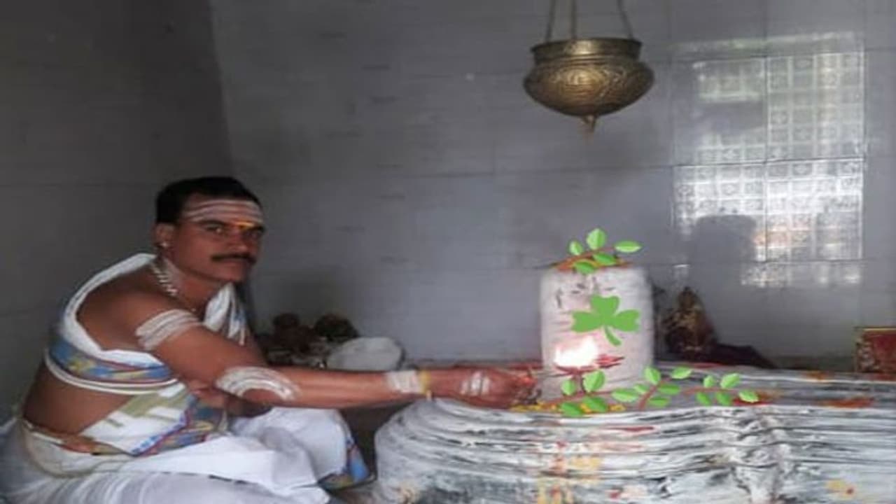 రుద్రాక్ష ధారణ – మారేడు దళము రుద్రాక్ష ధారణ – మారేడు దళము