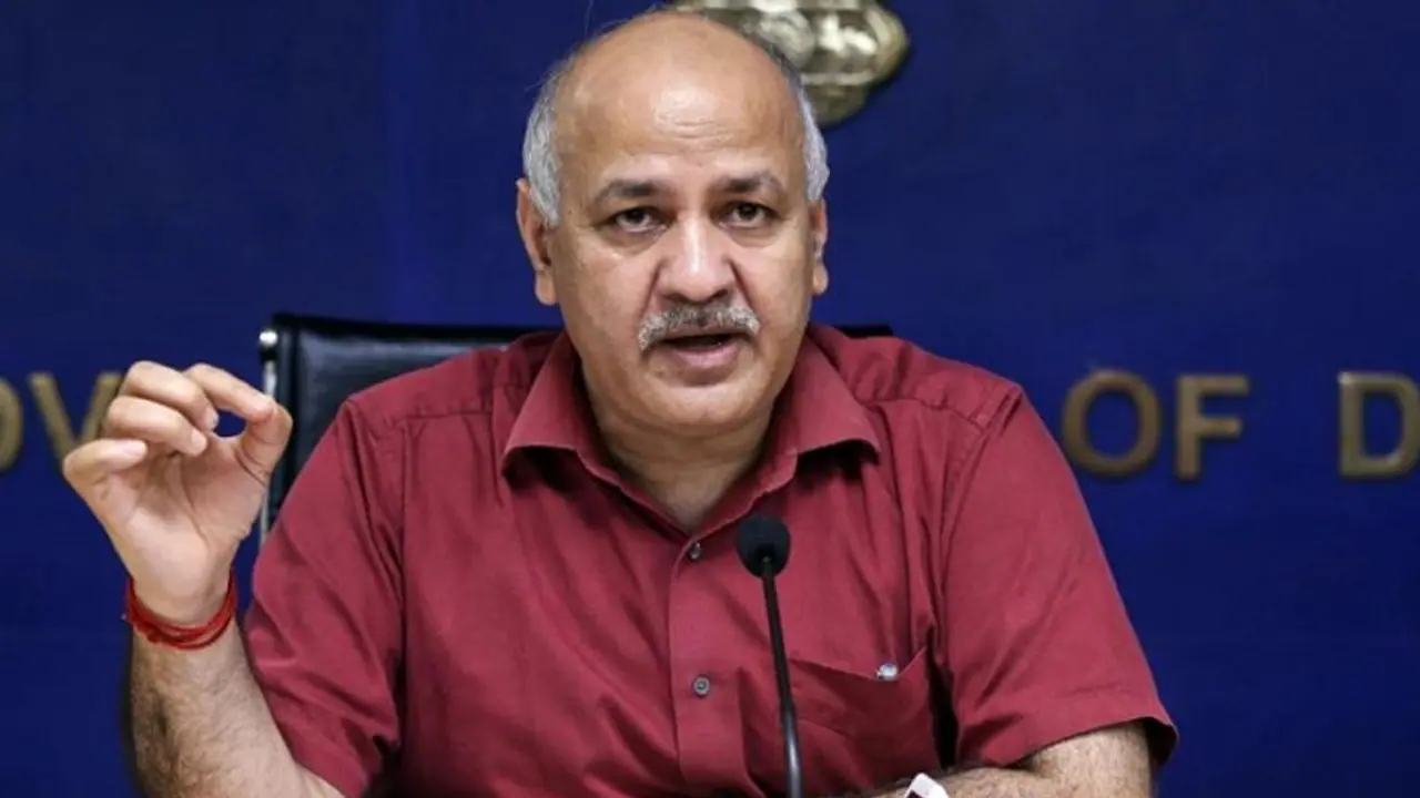 Delhi government imposes weekend curfew amid surge in COVID cases Delhi government imposes weekend curfew amid surge in COVID cases