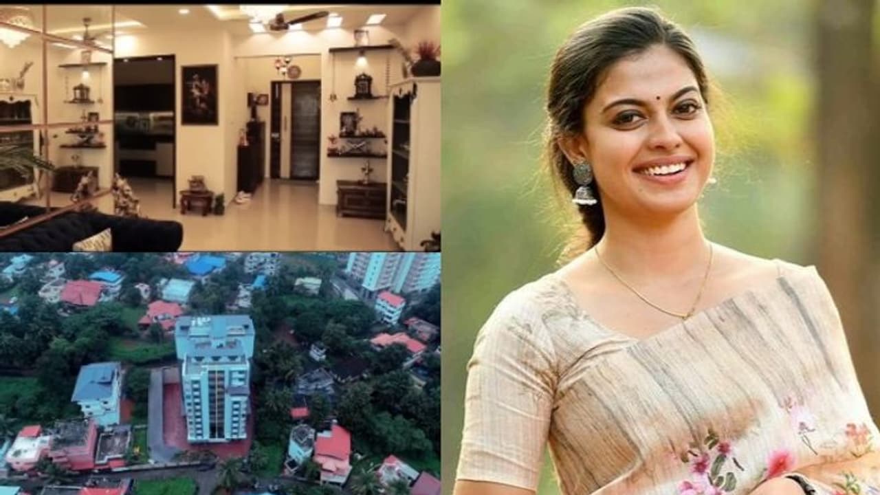‘ഇതെന്റെ പുതിയ ലോകം‘; കൊച്ചിയിലെ ഫ്ളാറ്റ് പരിചയപ്പെടുത്തി അനുശ്രീ; വീഡിയോ ‘ഇതെന്റെ പുതിയ ലോകം‘; കൊച്ചിയിലെ ഫ്ളാറ്റ് പരിചയപ്പെടുത്തി അനുശ്രീ; വീഡിയോ