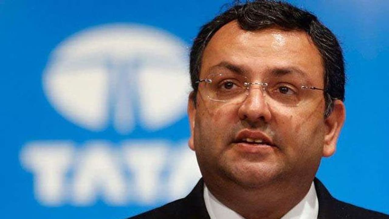 Cyrus Mistry, former Tata Sons chairman, dies in road accident near Mumbai Cyrus Mistry, former Tata Sons chairman, dies in road accident near Mumbai