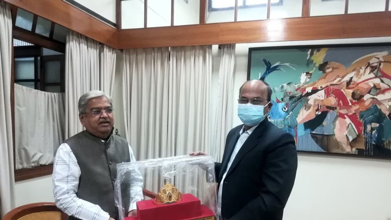 Karnataka DyCM Govind Karjol donates 140 gram gold crown gifted to him by people as state property