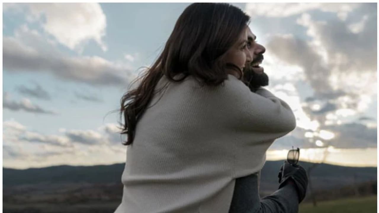 'ഞങ്ങള്‍ക്ക് മൂന്ന് വയസ്, വൈകാതെ ഞങ്ങള്‍ മൂന്നുപേരാകും', വിവാഹ വാര്‍ഷിക ആശംസയുമായി അനുഷ്‍ക ശര്‍മ