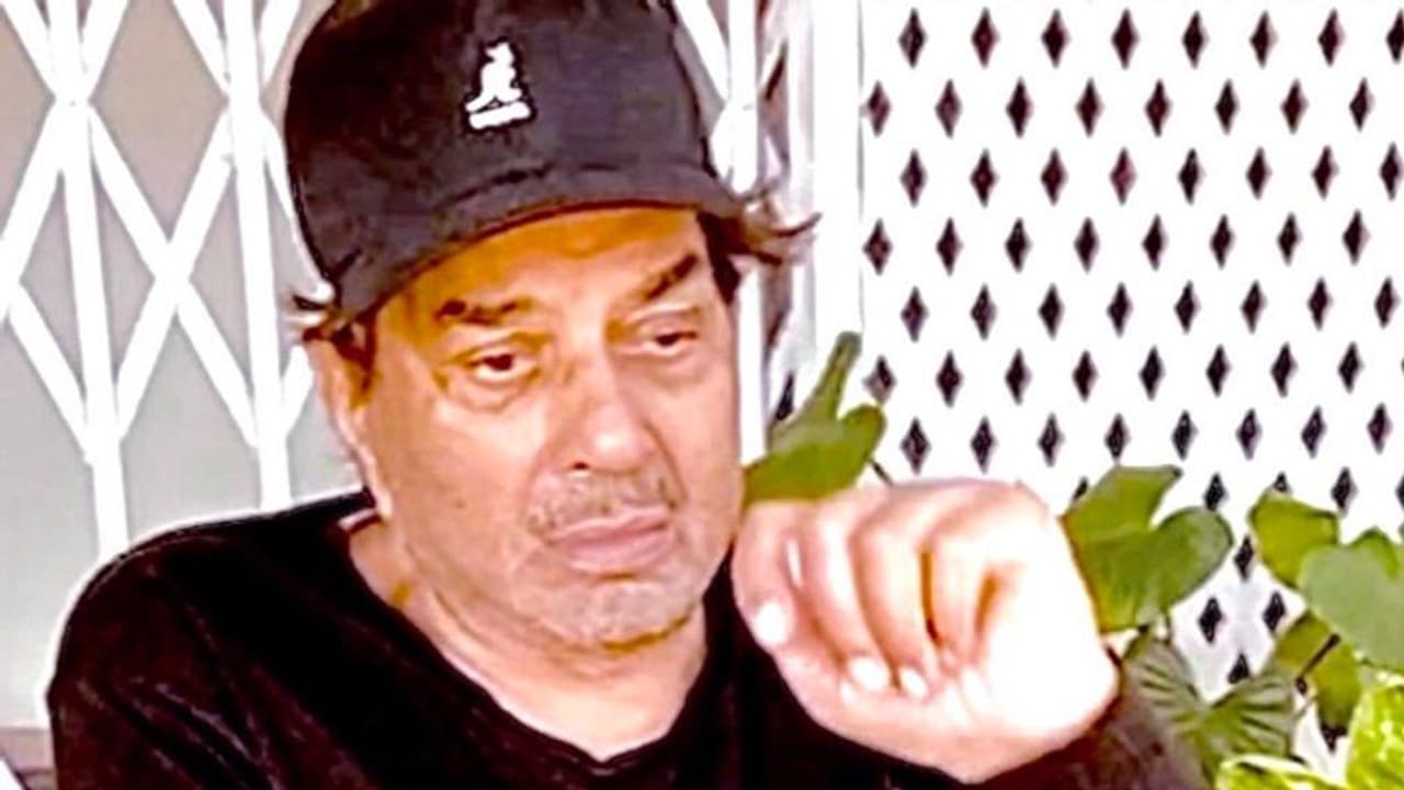 किसानों के समर्थन में उतरे धर्मेंद्र, कहा उनकी पीड़ा देखी नहीं जाती; सरकार जल्द उठाए कोई कदम किसानों के समर्थन में उतरे धर्मेंद्र, कहा उनकी पीड़ा देखी नहीं जाती; सरकार जल्द उठाए कोई कदम