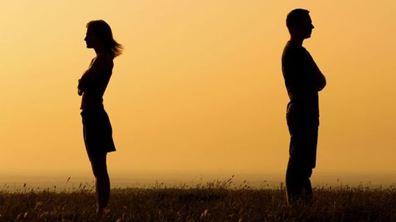 విగ్గు మొగుడొద్దు.. పెళ్ళైన ఐదేళ్లకు తెలిసి భార్య షాక్..!! విగ్గు మొగుడొద్దు.. పెళ్ళైన ఐదేళ్లకు తెలిసి భార్య షాక్..!!